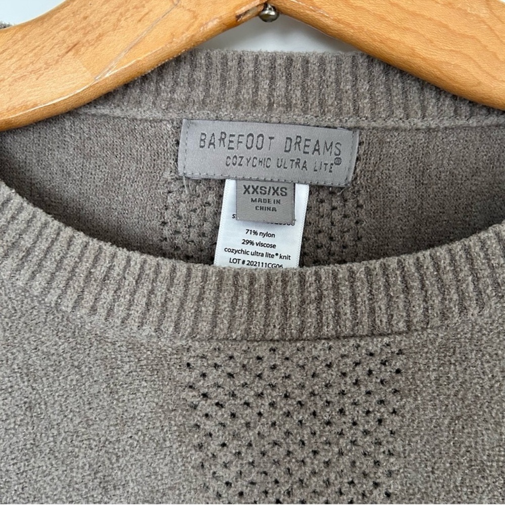 Barefoot Dreams Cozy Chic Hi Lo Poncho with Side Tie - Picture 8 of 10